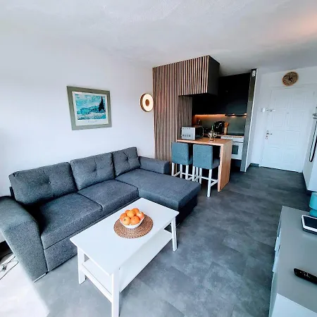 Cactus Apartment *